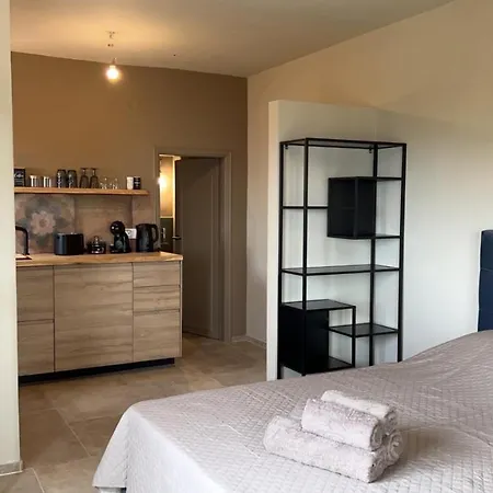 La Strade Apartments, Adults Only With Private Pool Katavolos