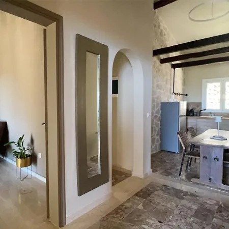 Apartment La Strade Apartments, Adults Only With Private Pool